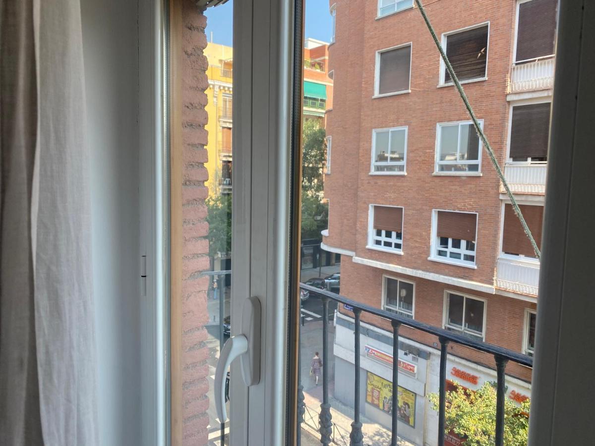 Lovely Studio Con Balconcitos Madrid Eksteriør billede
